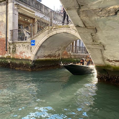True Venice 2 Bedrooms In The Heart Of Castello Venedig Exterior foto