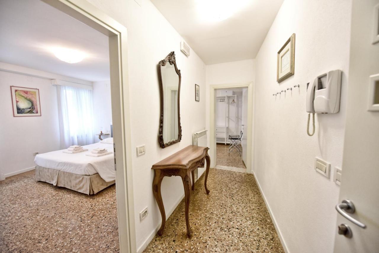 True Venice 2 Bedrooms In The Heart Of Castello Venedig Exterior foto