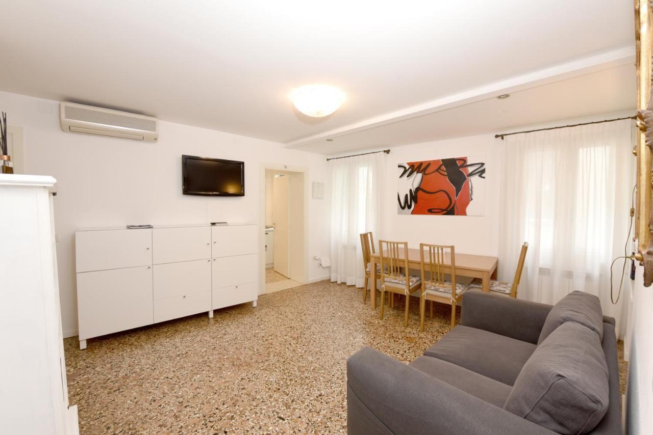 True Venice 2 Bedrooms In The Heart Of Castello Venedig Exterior foto