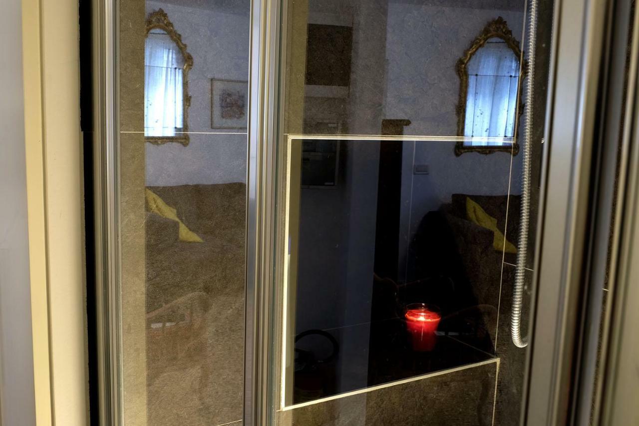 True Venice 2 Bedrooms In The Heart Of Castello Venedig Exterior foto